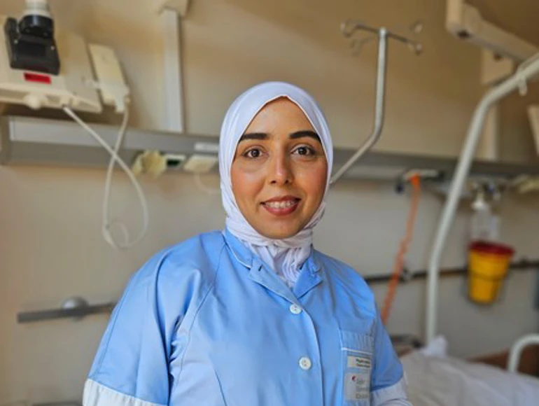Chaima Amdouni, diplomierte Gesundheits- und Krankenpflegerin am Kepler Universitätsklinikum in Linz (5)