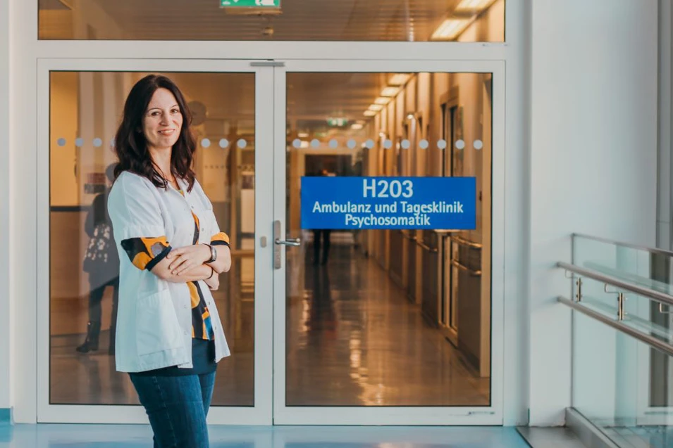 Sandra Wolfinger-Oberärztin in der Psychosomatik-Arbeit3