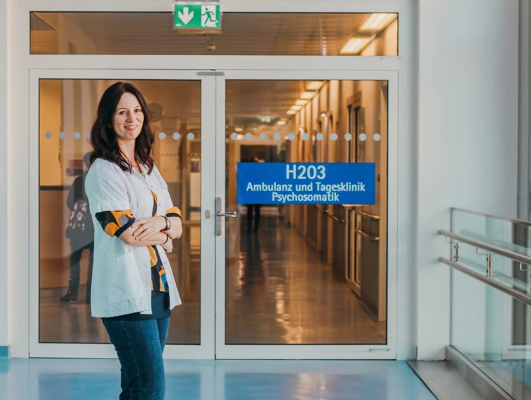 Sandra Wolfinger-Oberärztin in der Psychosomatik-Arbeit3